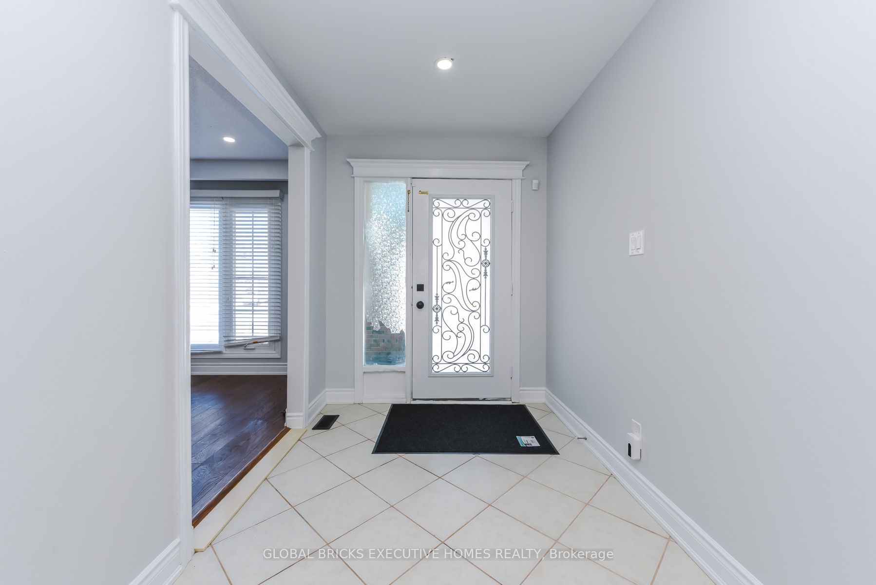 77 Blackthorn Lane Property Photo 4
