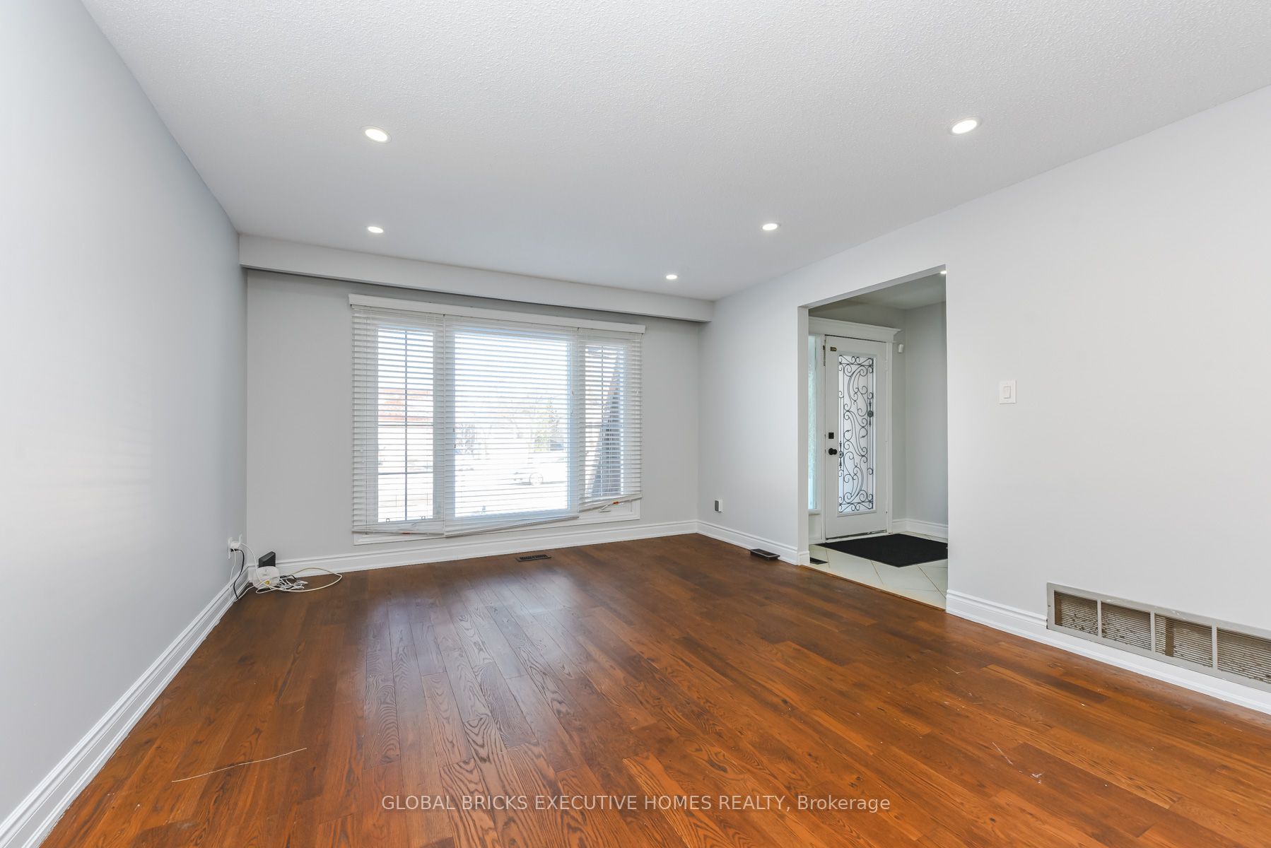 77 Blackthorn Lane Property Photo 7