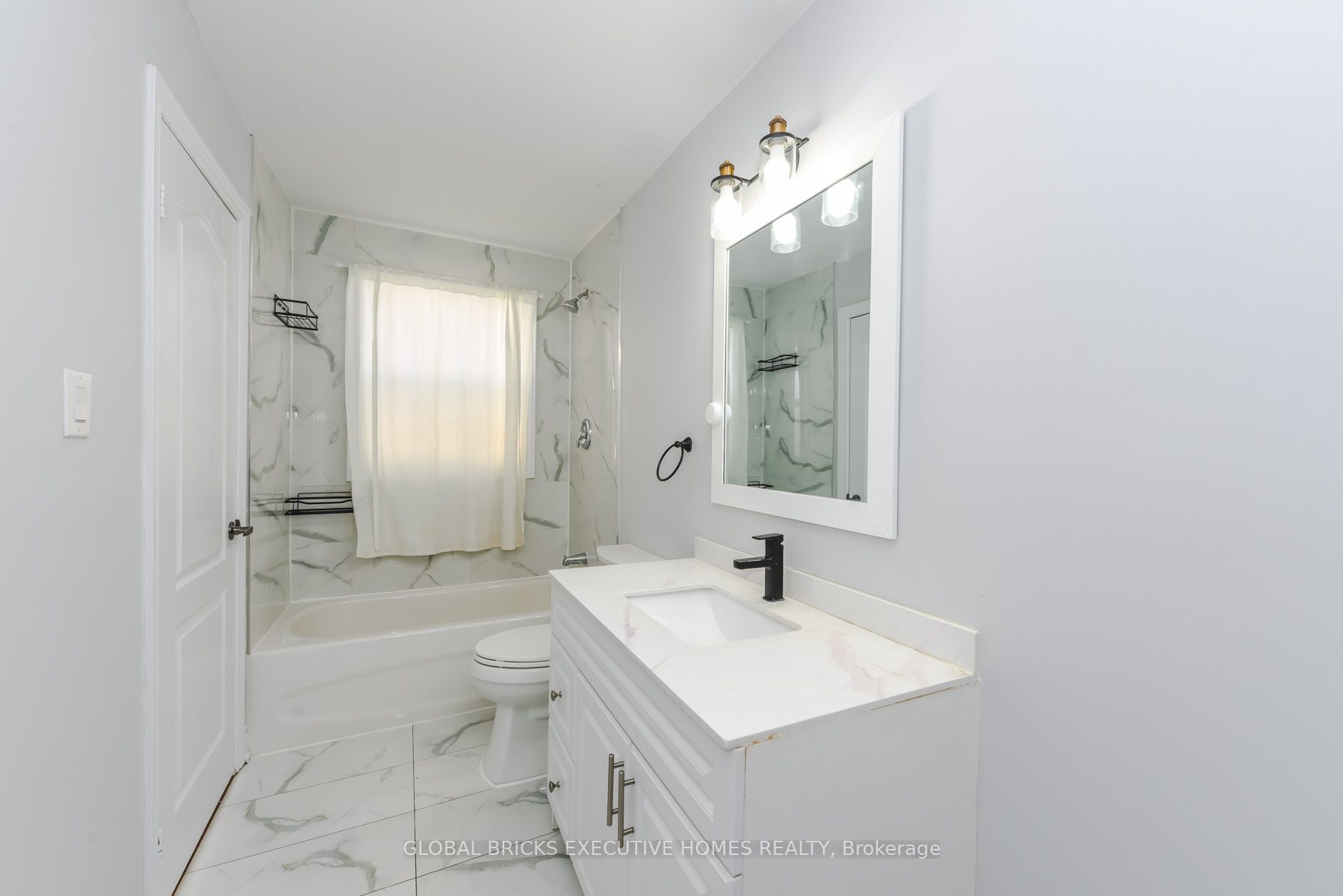 77 Blackthorn Lane Property Photo 11