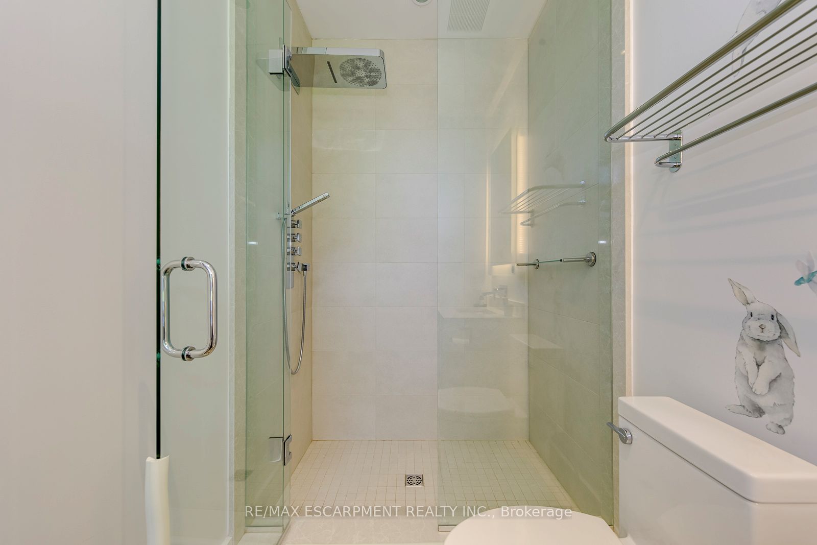 2104 Devon Road Property Photo 36