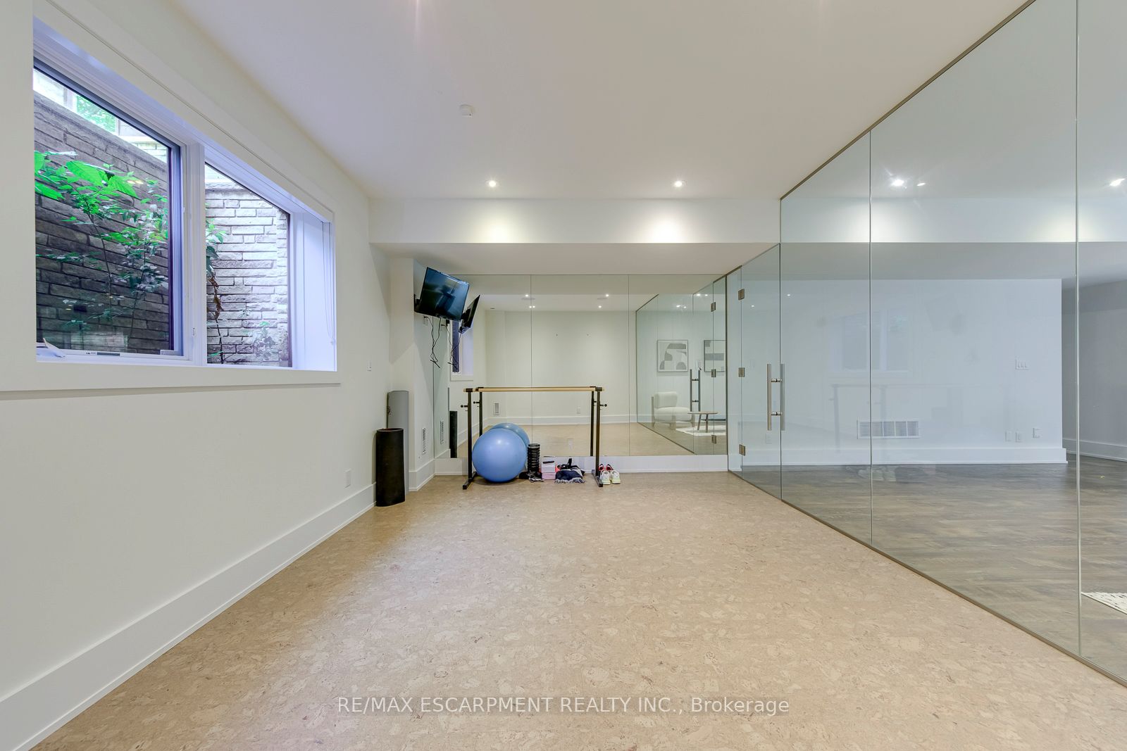 2104 Devon Road Property Photo 40