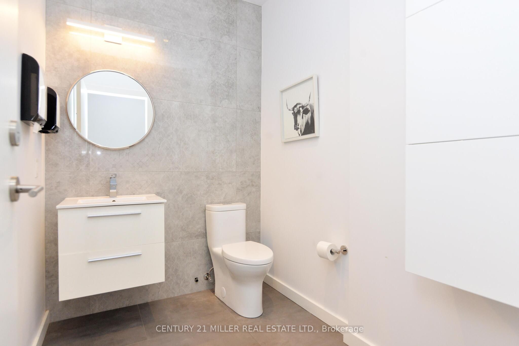 225 Speers Road 14 Property Photo 12