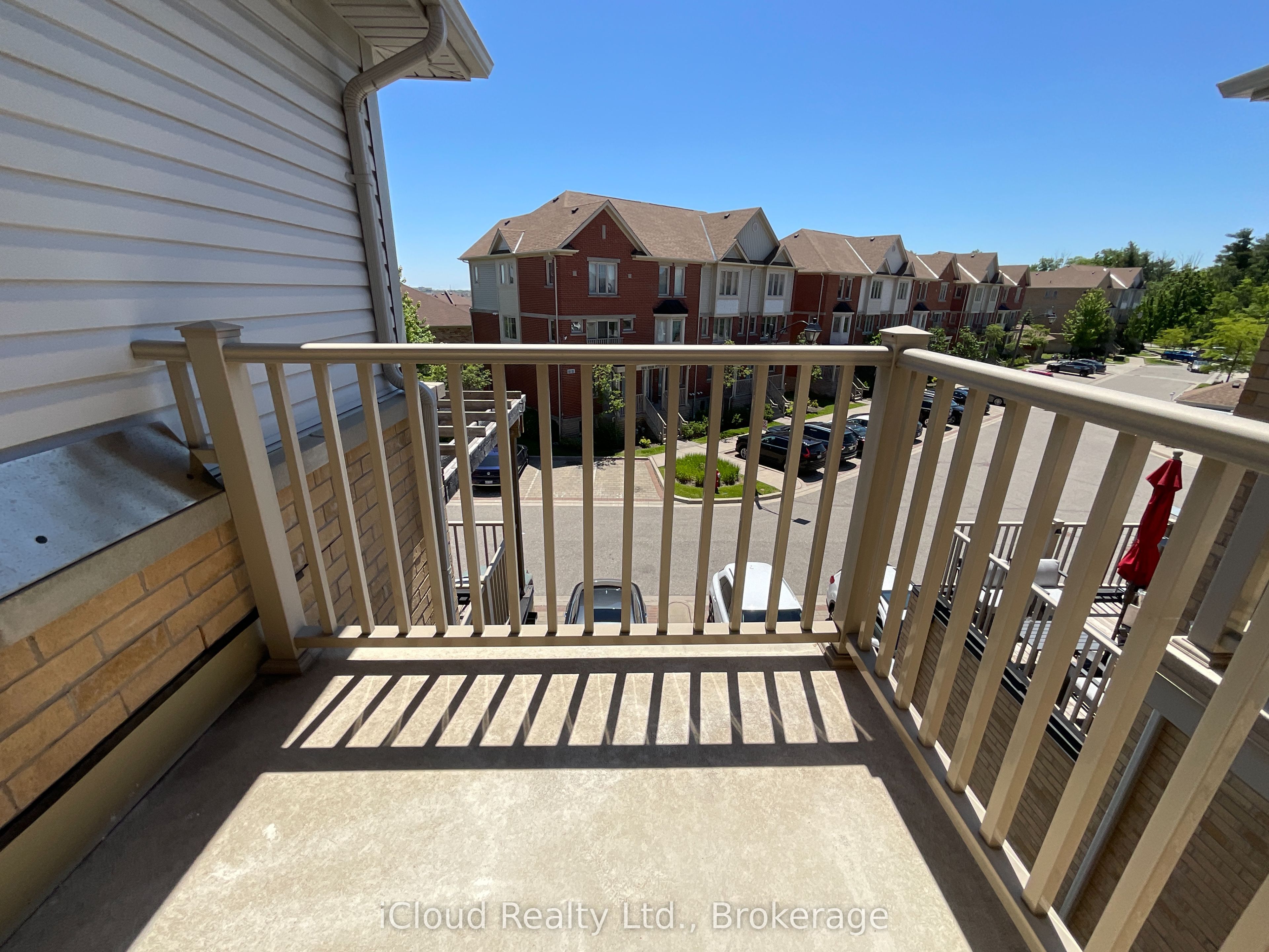 3070 Thomas Street 8 Property Photo 29