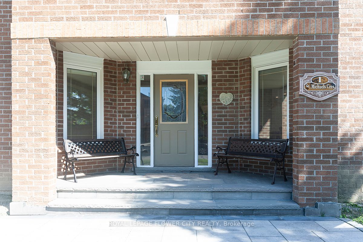 1 St Michaels Crescent Property Photo 8