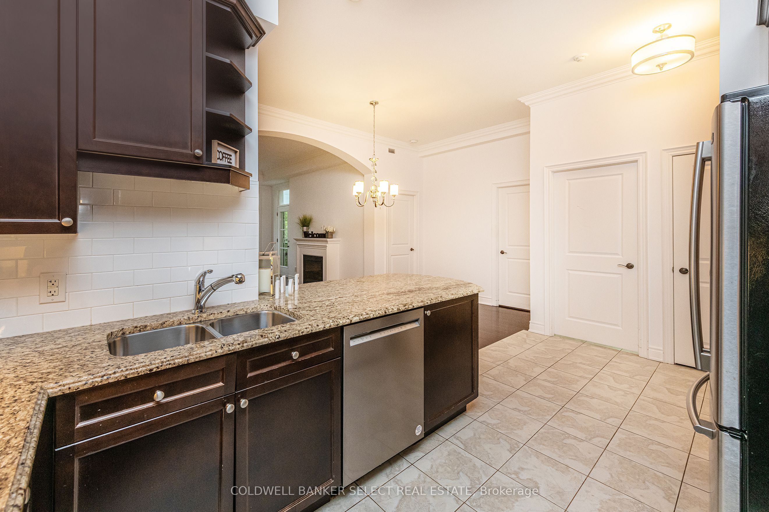 60 Ann Street 503 Property Photo 11