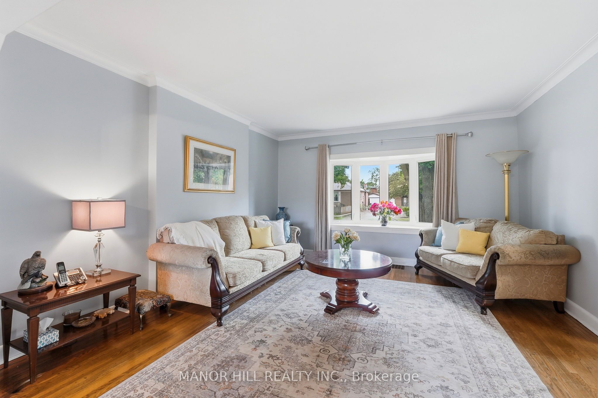 33 Robindale Avenue Property Photo 6
