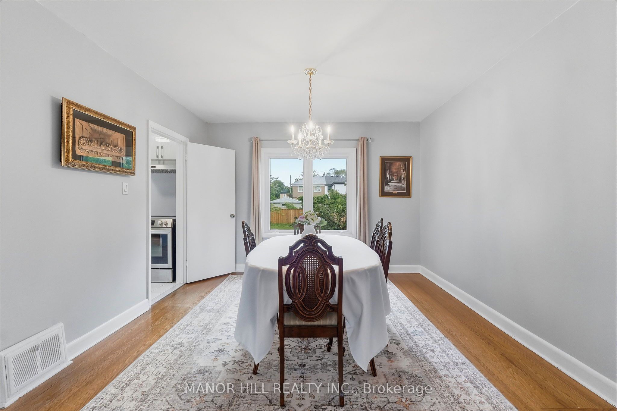 33 Robindale Avenue Property Photo 11