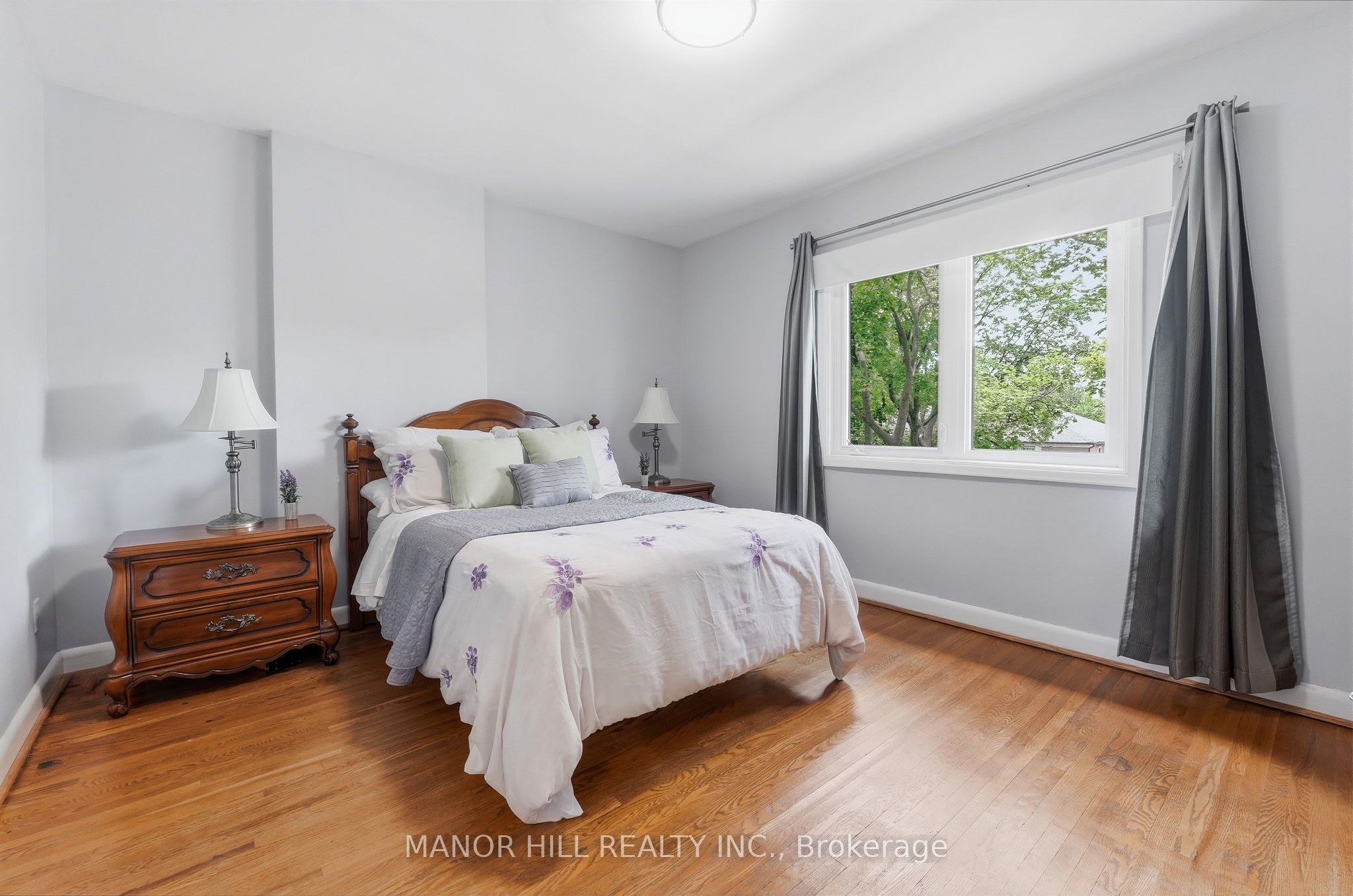 33 Robindale Avenue Property Photo 29