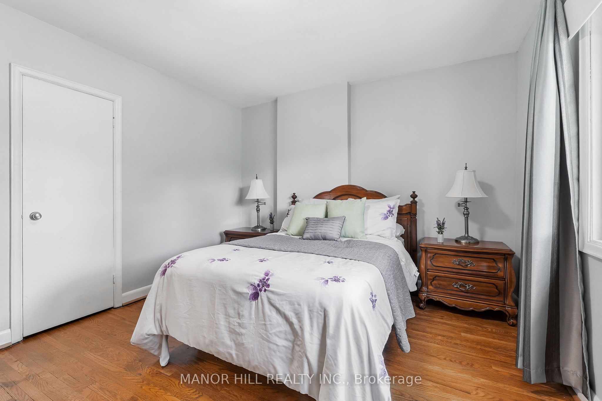 33 Robindale Avenue Property Photo 30