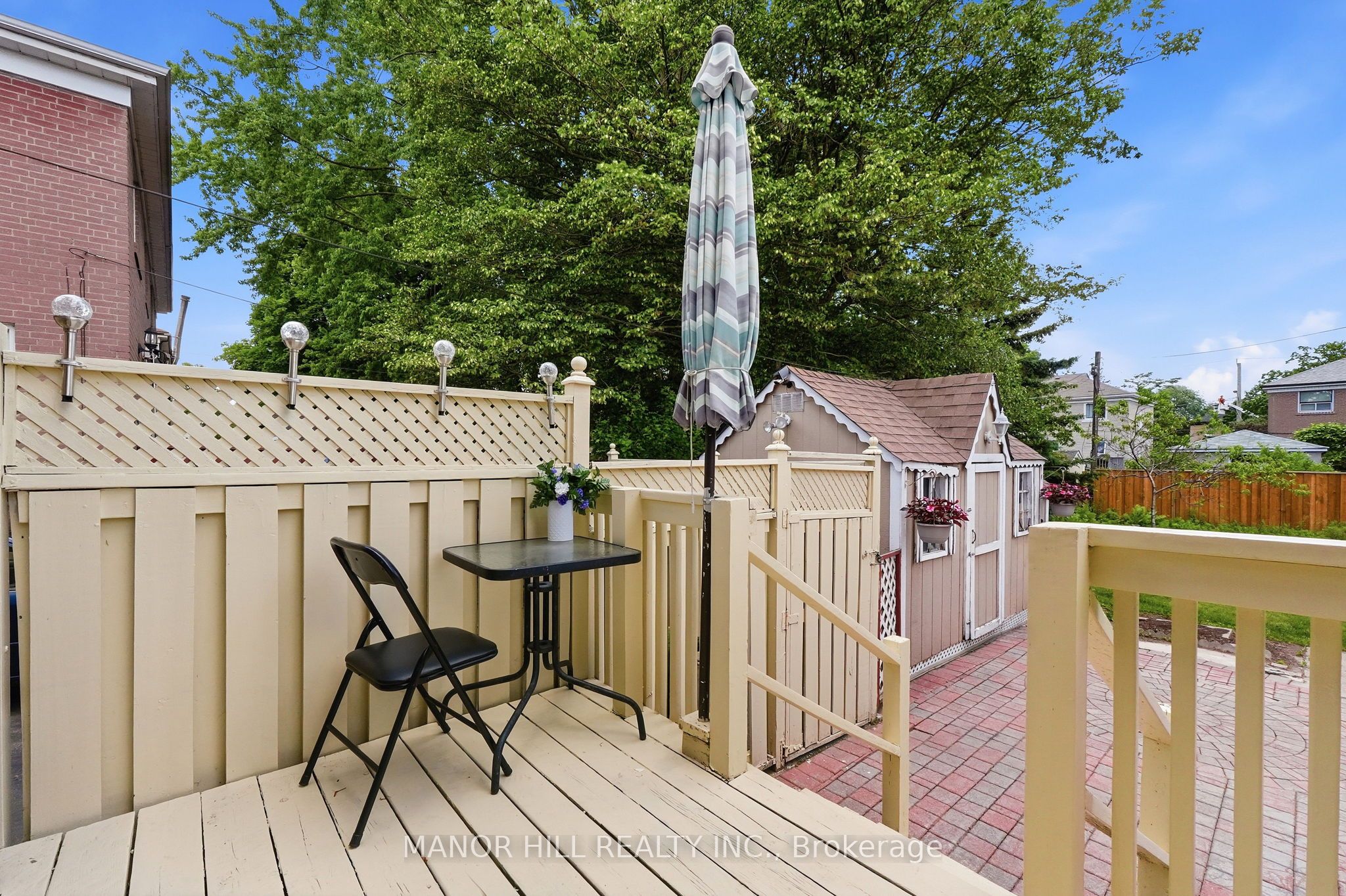 33 Robindale Avenue Property Photo 41