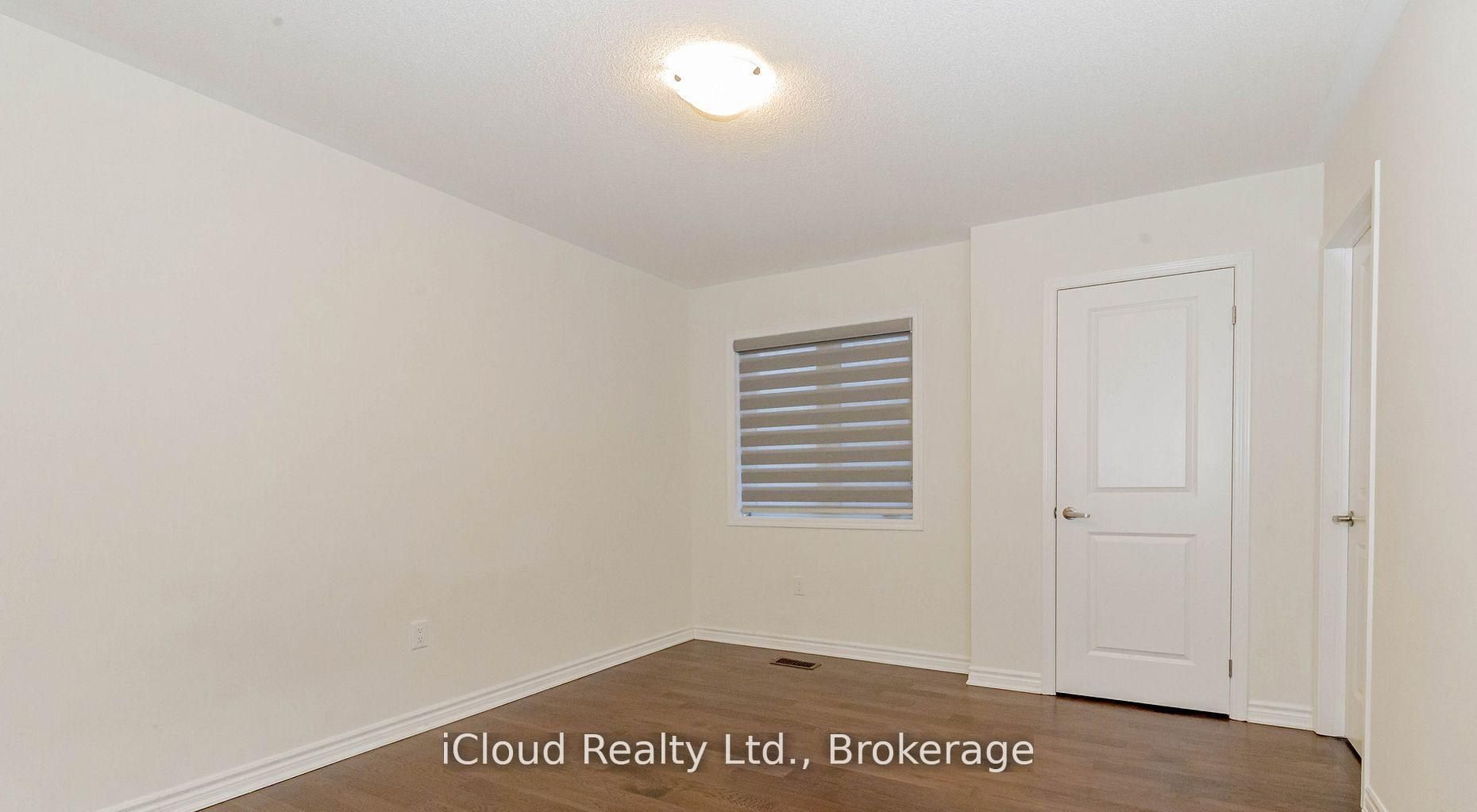 98 Eberly Woods Drive Property Photo 32