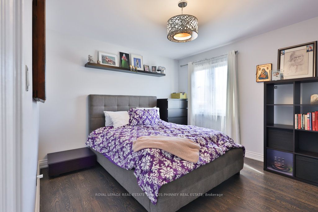 880 6th Street Property Photo 32