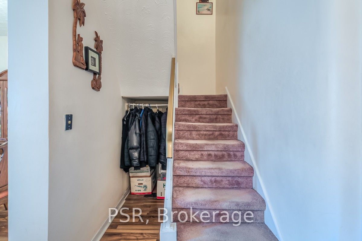 41 Springhurst Avenue Property Photo 12