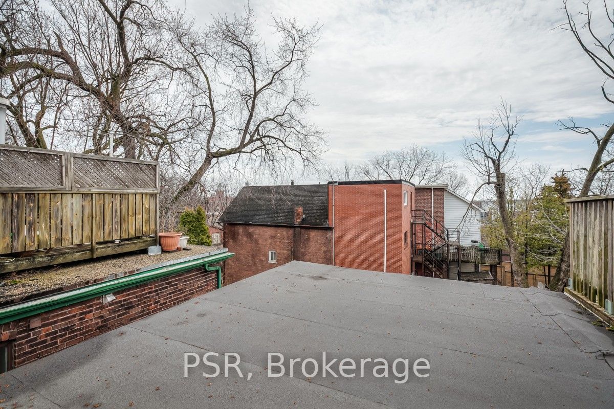 41 Springhurst Avenue Property Photo 23