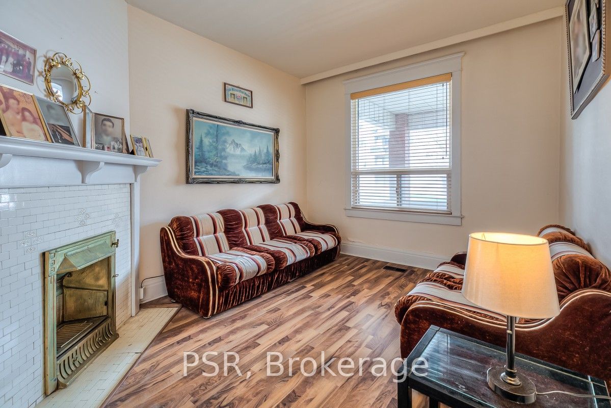 41 Springhurst Avenue Property Photo 28