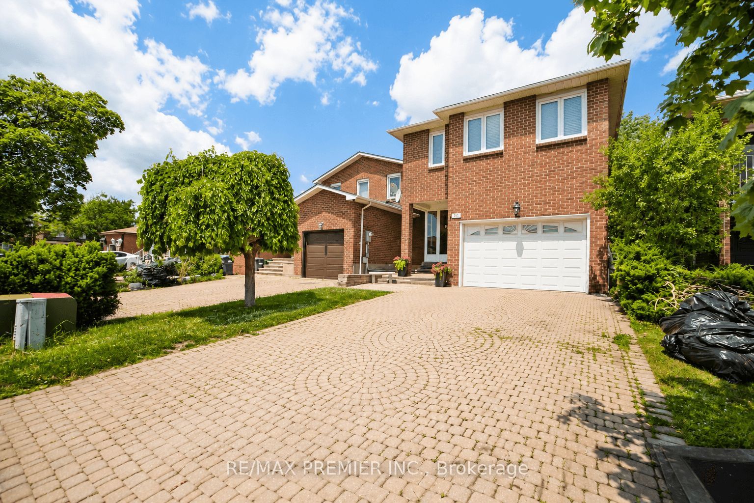 55 Deerpark Crescent Property Photo 4