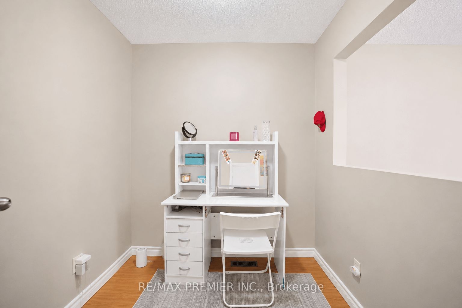 55 Deerpark Crescent Property Photo 28