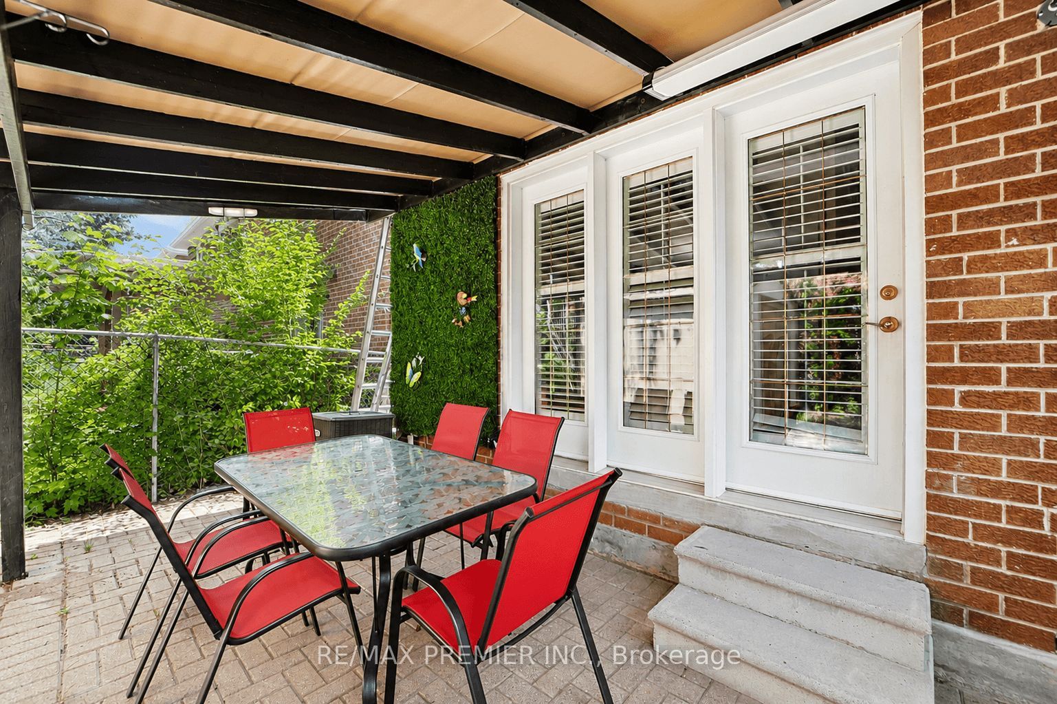 55 Deerpark Crescent Property Photo 42