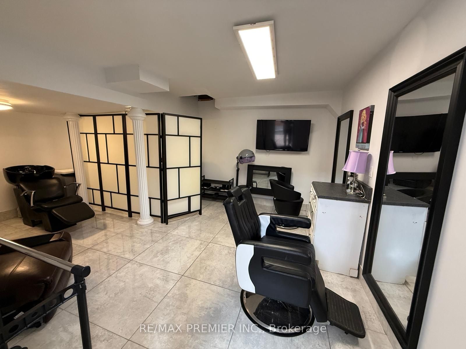 55 Deerpark Crescent Property Photo 46