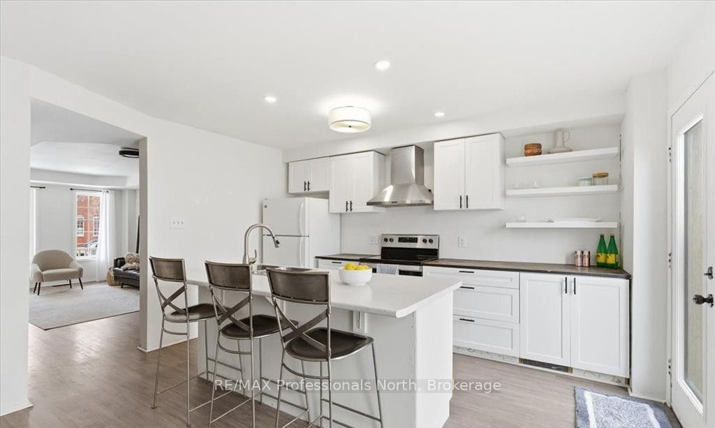 98 Roxton Road
