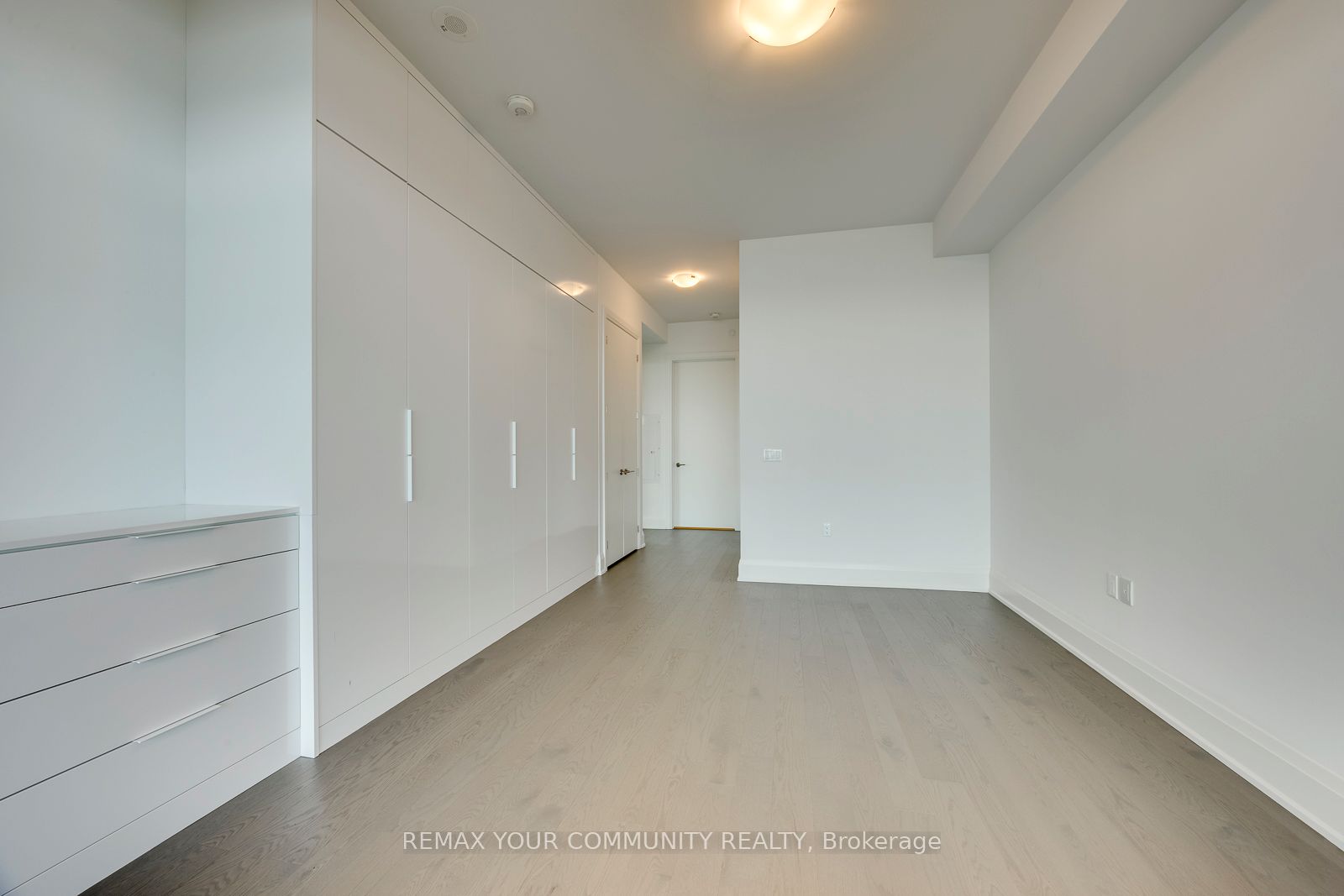 55 Port Street E 702 Property Photo 19