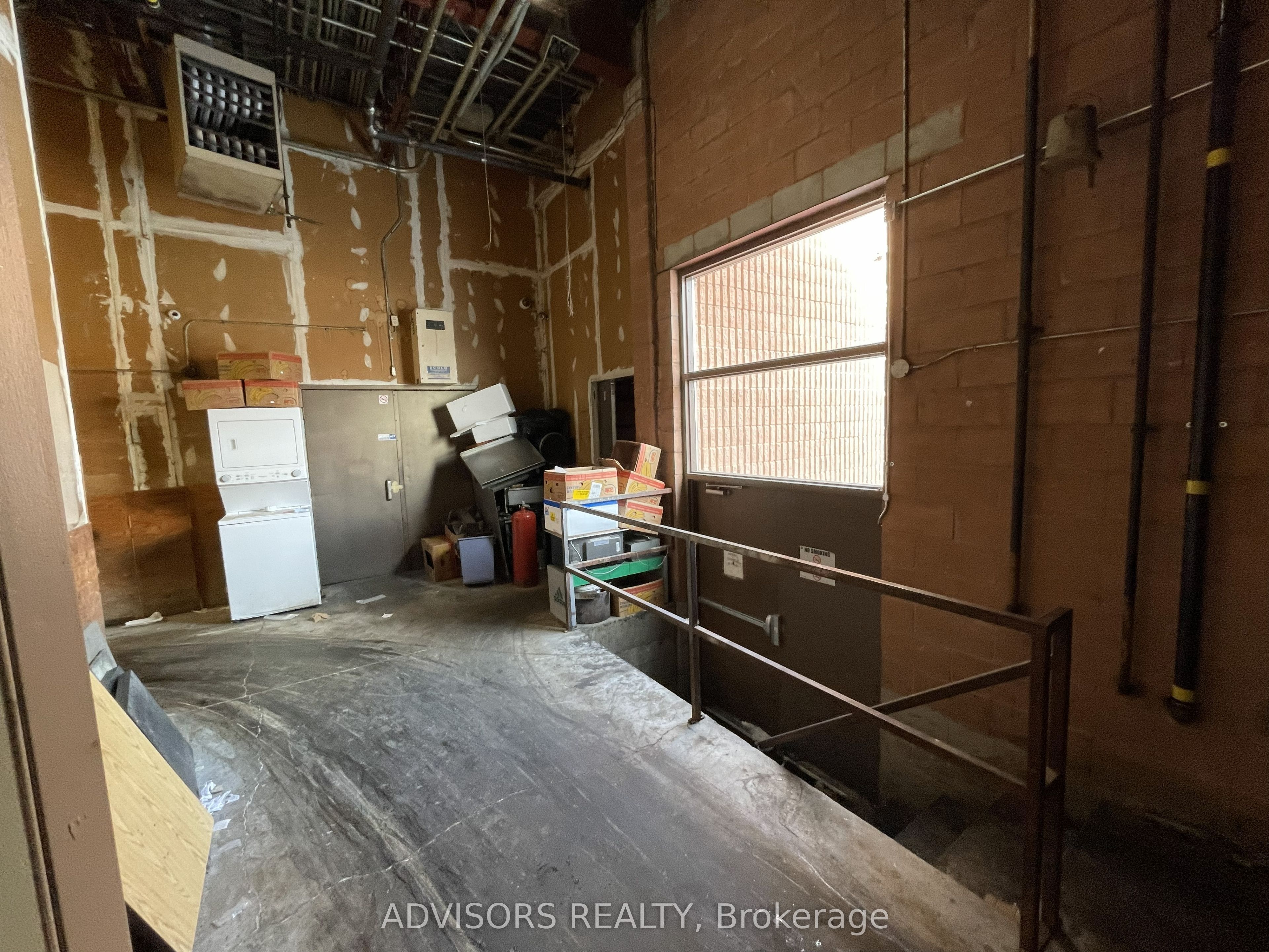 1170 Burnhamthorpe Road W 24 Property Photo 6