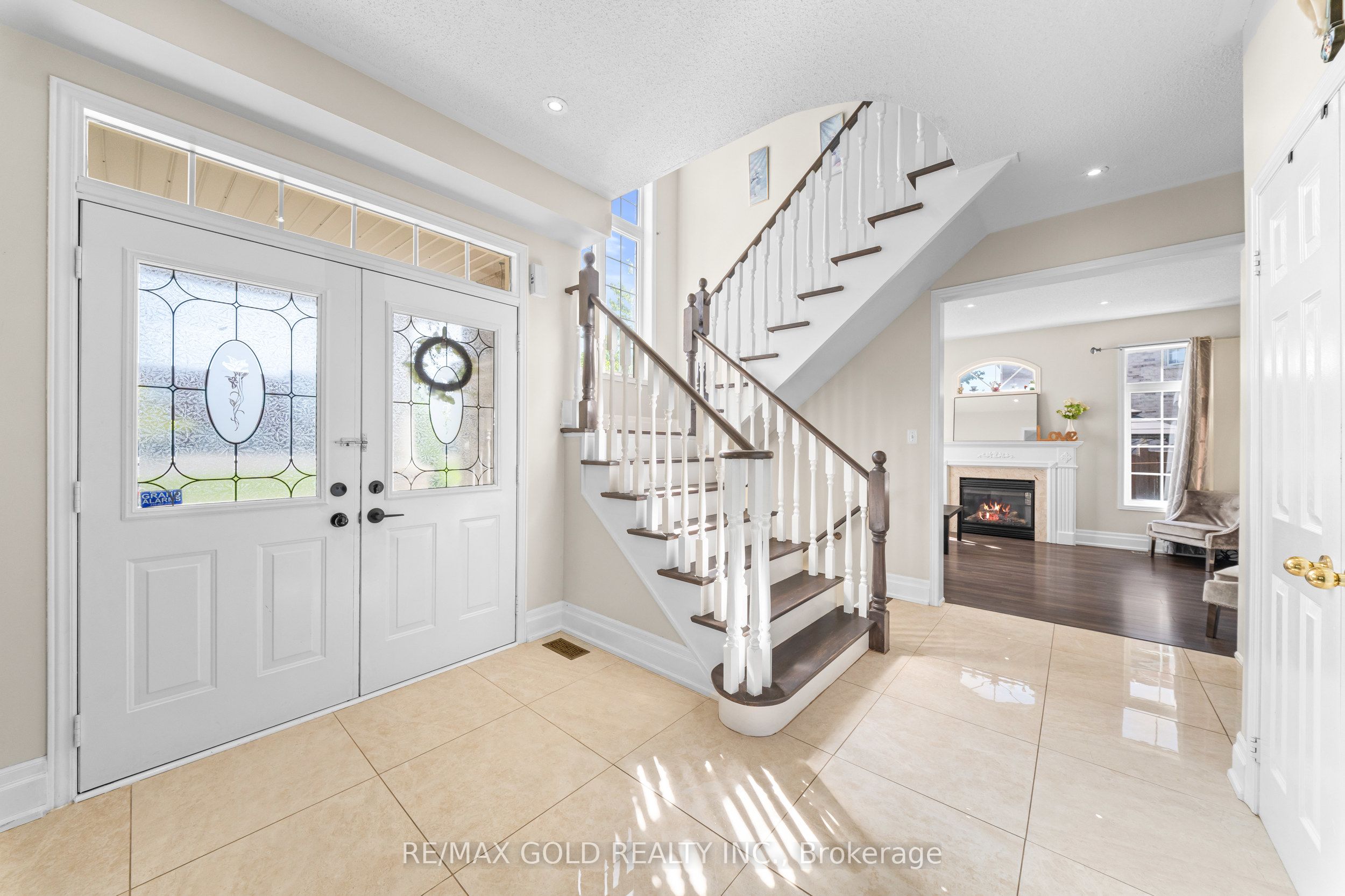 261 Mountainash Road Property Photo 7