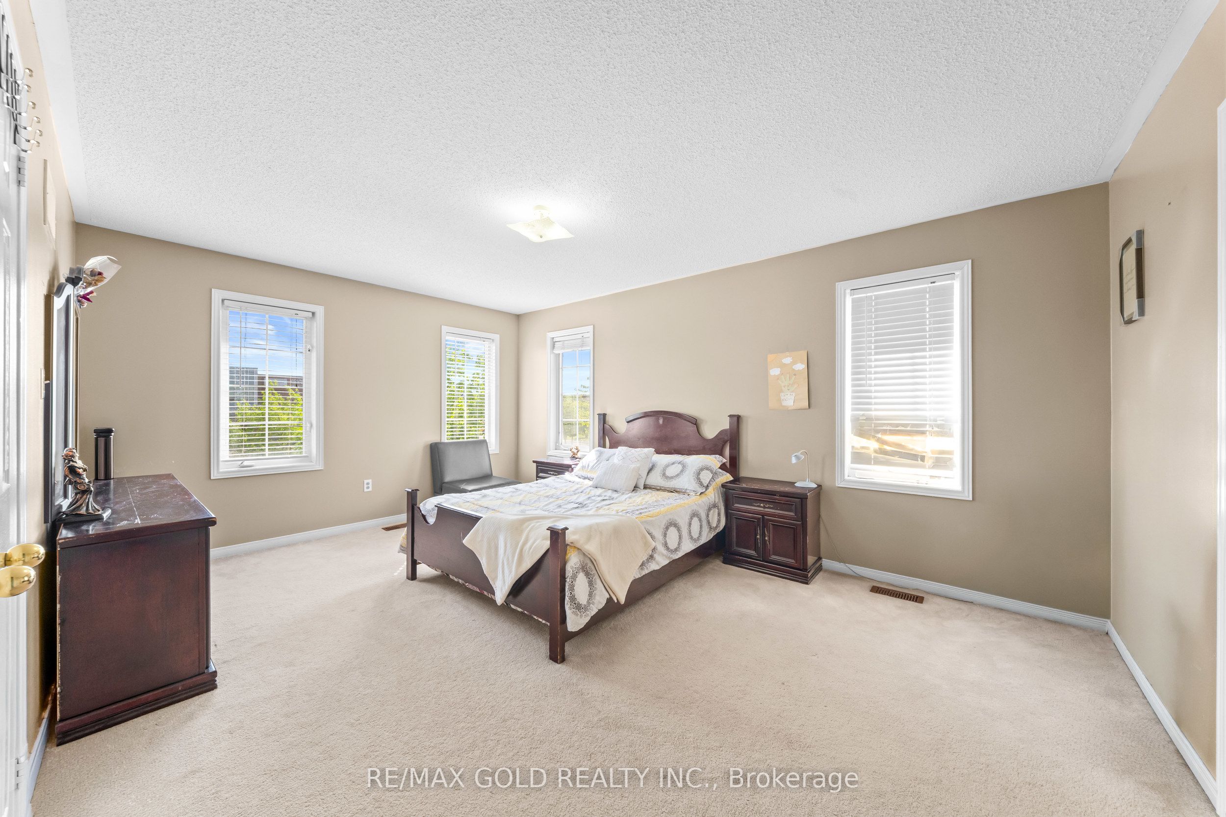 261 Mountainash Road Property Photo 27