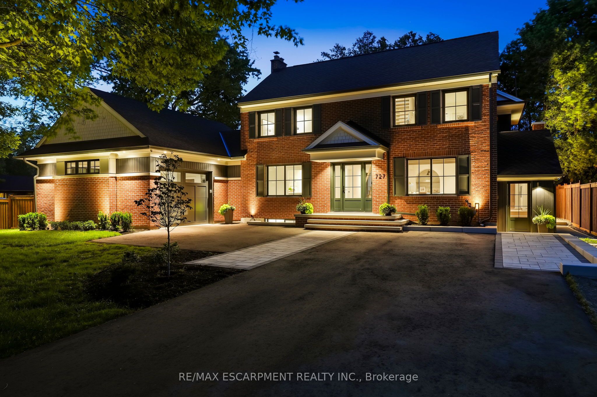 727 King Road Property Photo 1