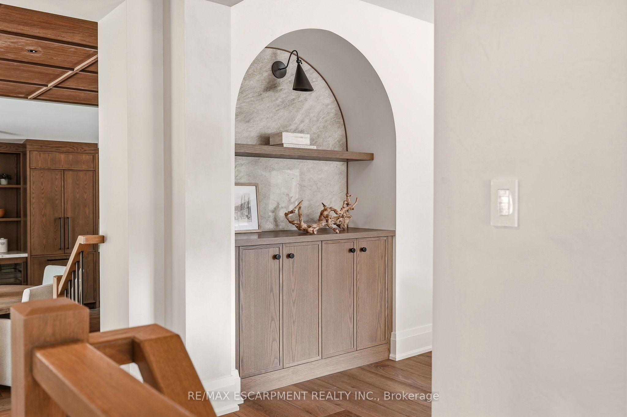 727 King Road Property Photo 18