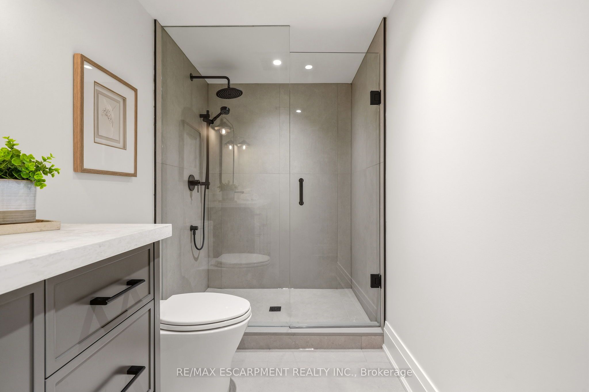 727 King Road Property Photo 41