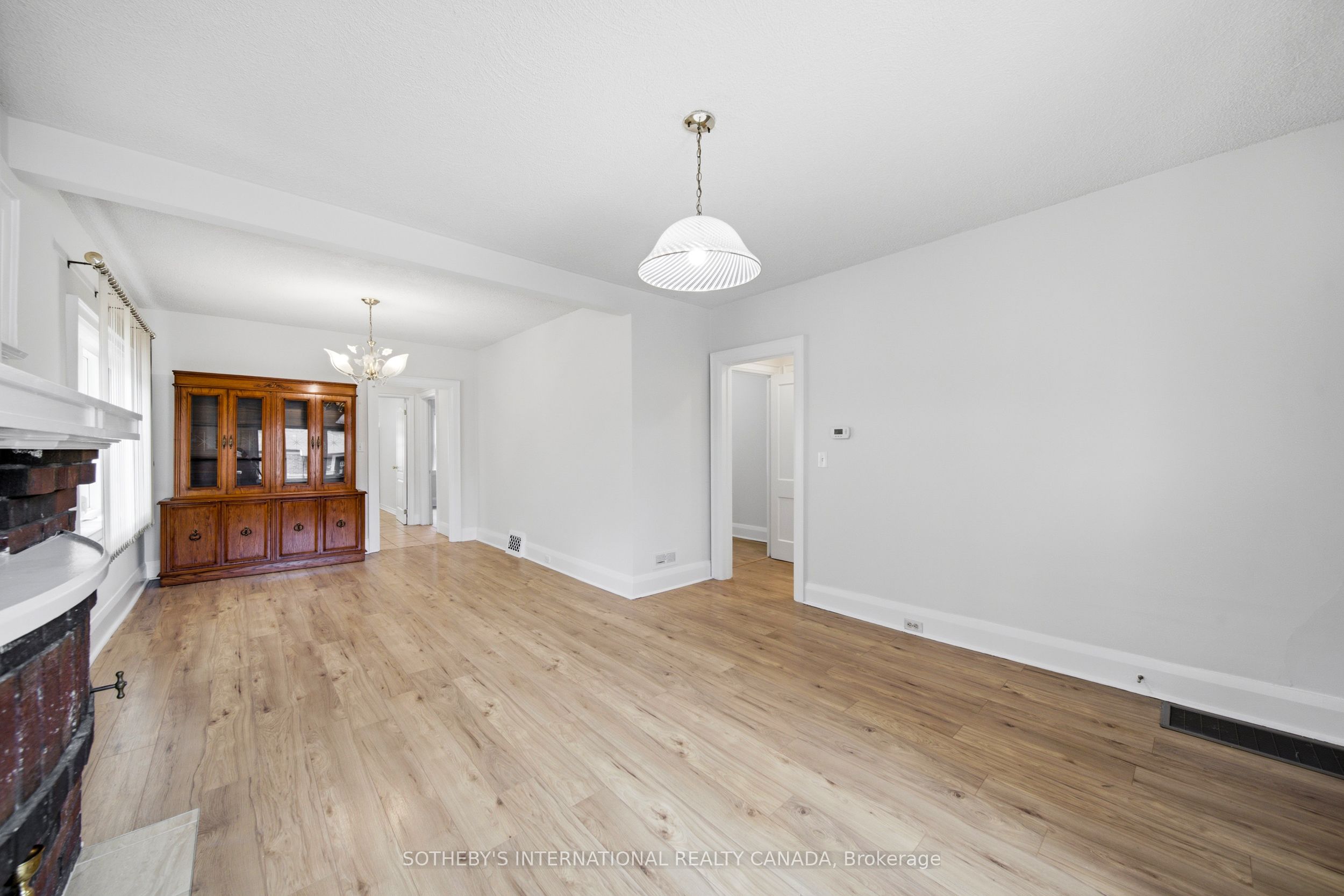 20 Bicknell Avenue Property Photo 5