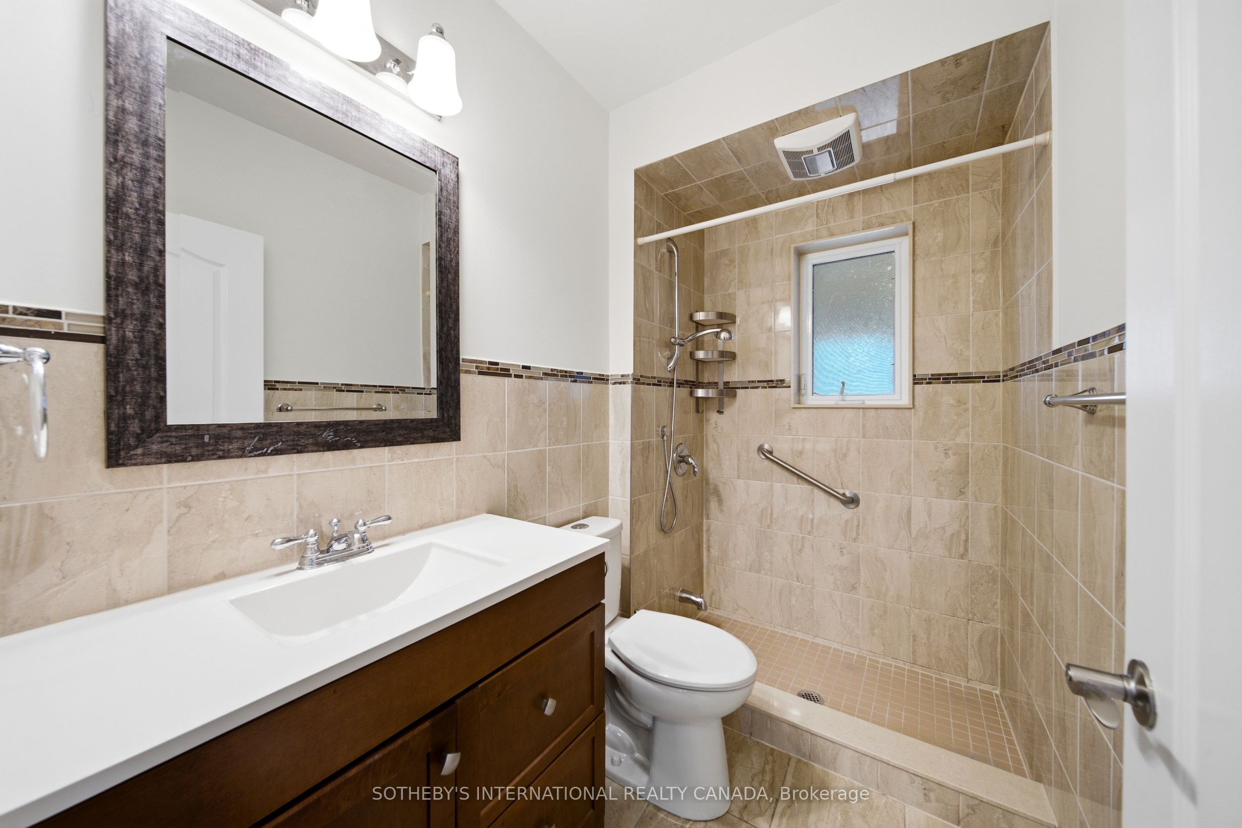 20 Bicknell Avenue Property Photo 12