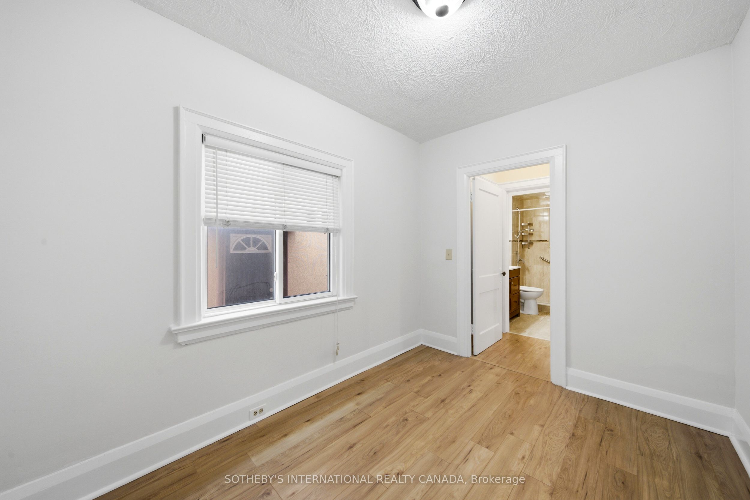 20 Bicknell Avenue Property Photo 14