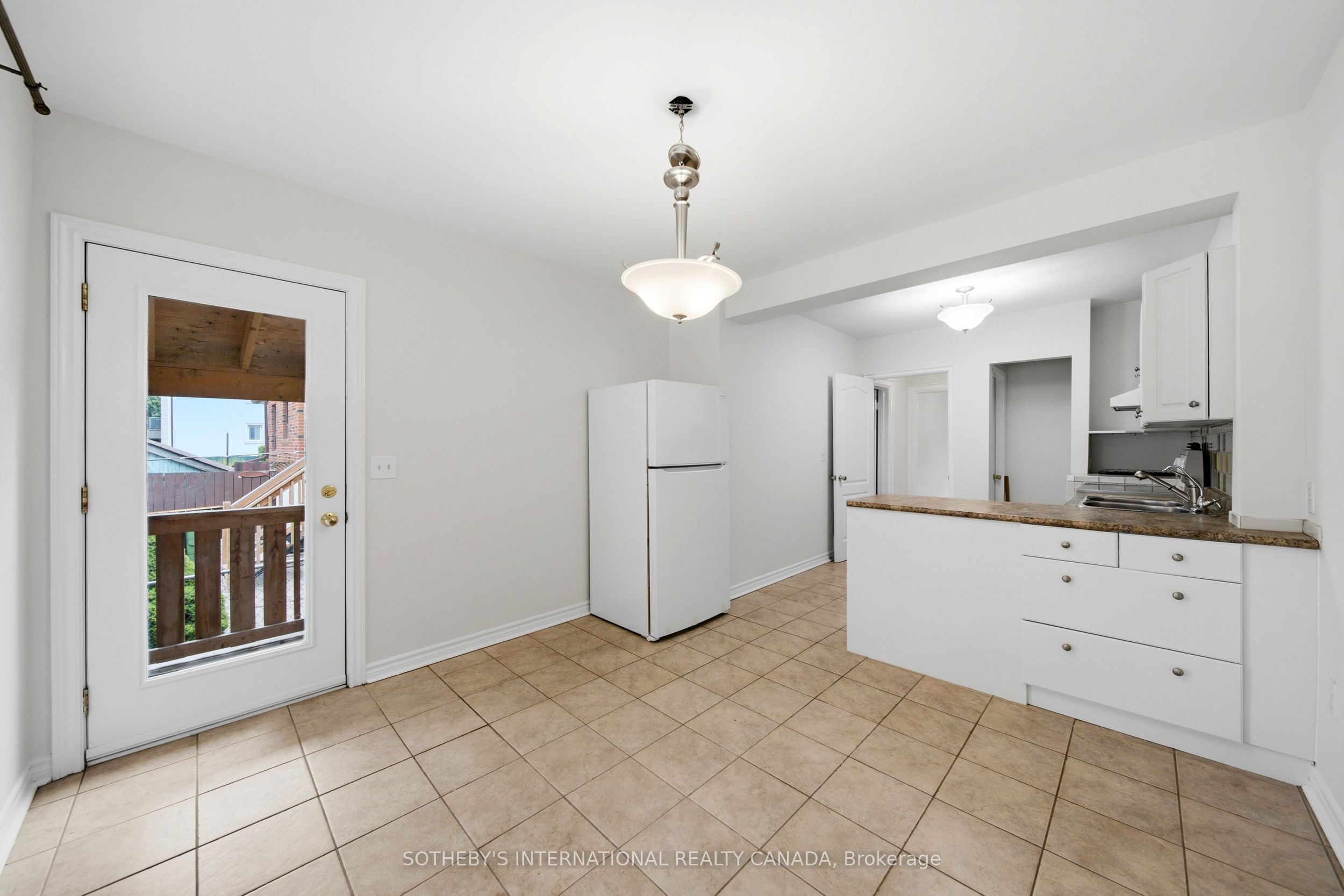 20 Bicknell Avenue Property Photo 22