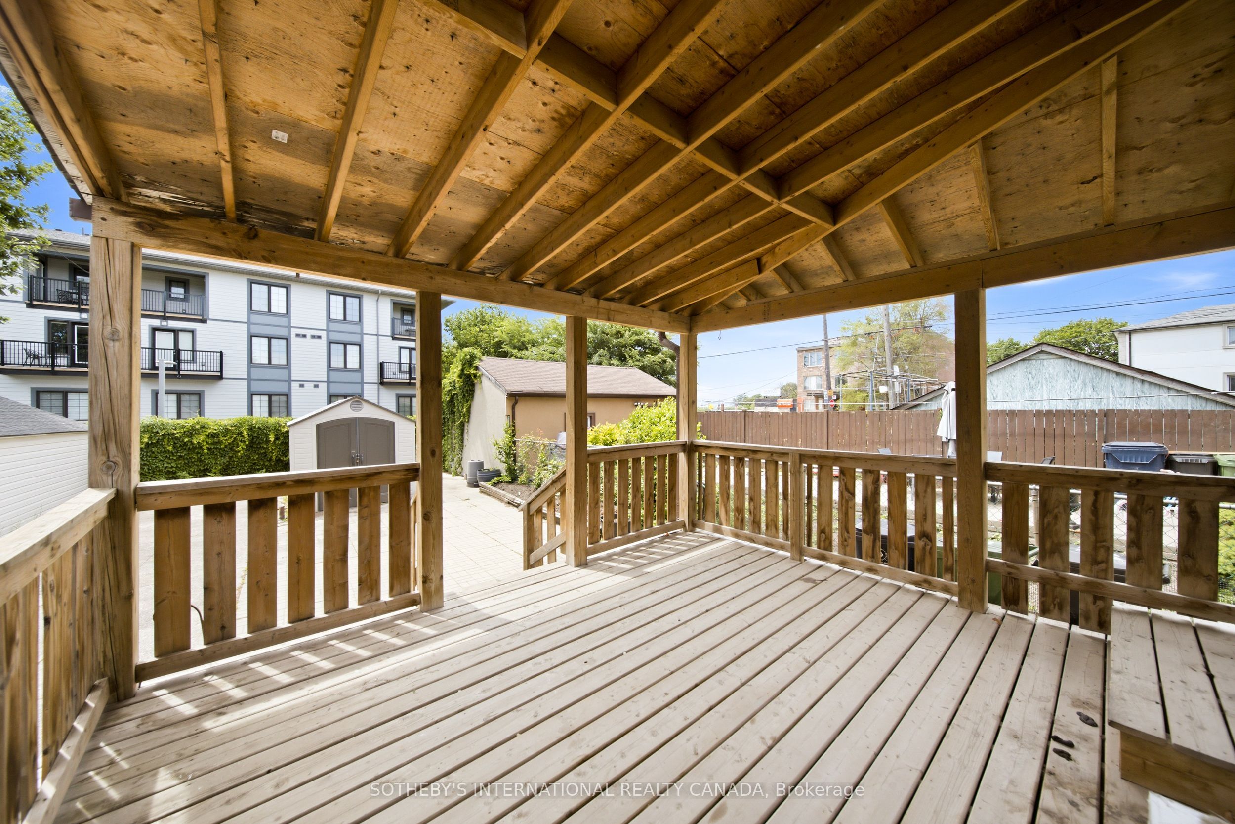 20 Bicknell Avenue Property Photo 39
