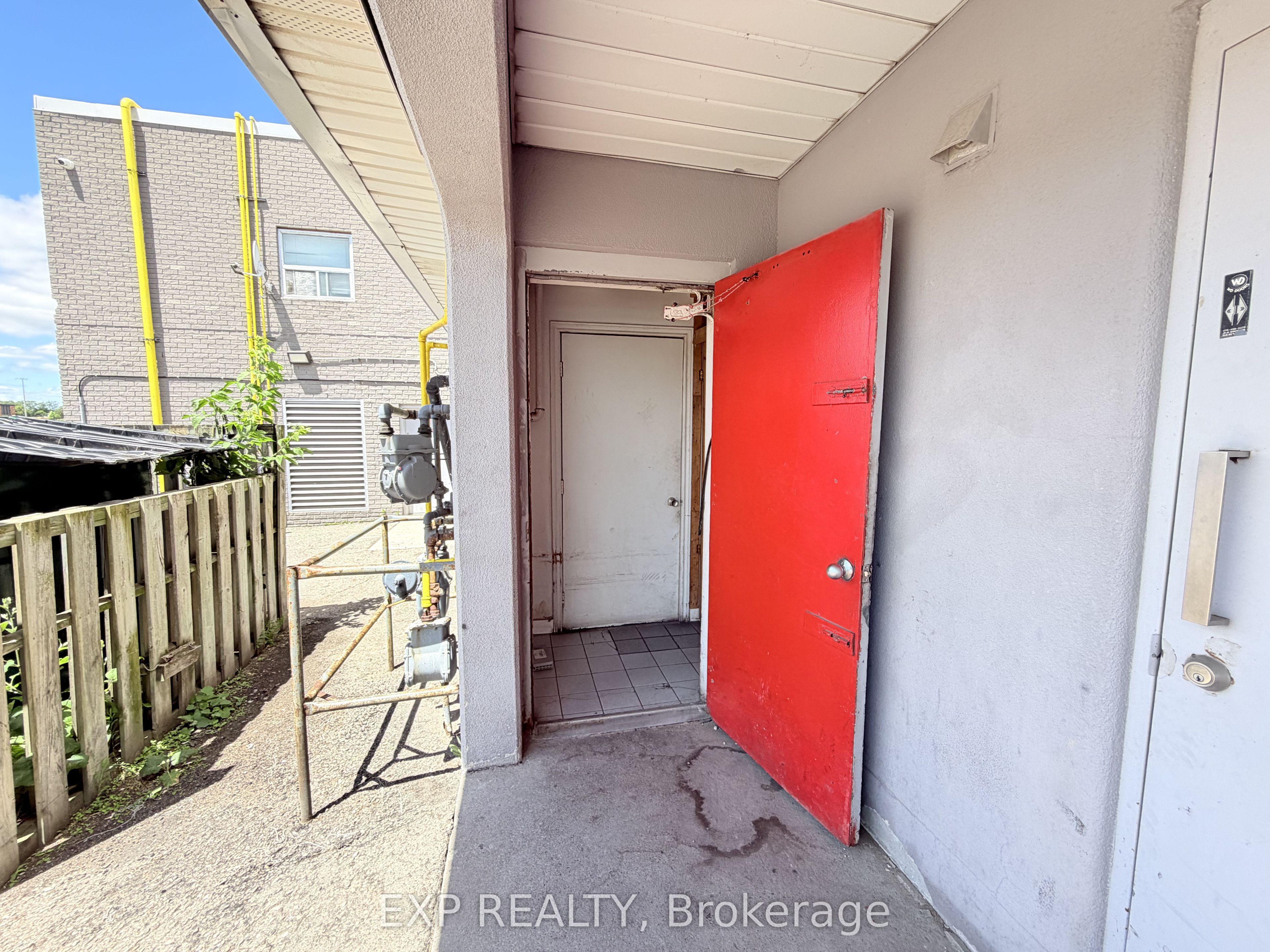 700 Balmoral Drive 9 Property Photo 21