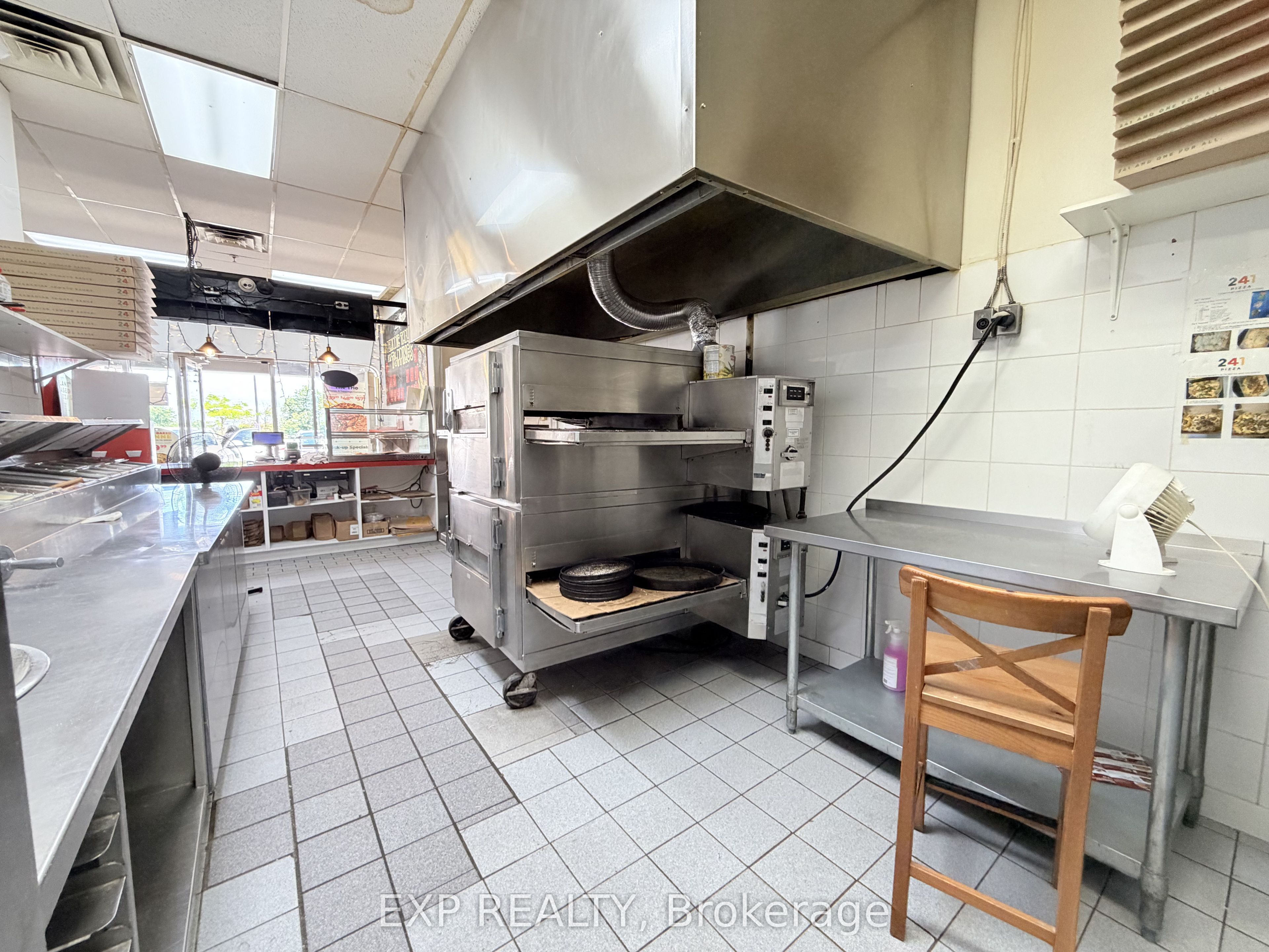700 Balmoral Drive 9 Property Photo 24