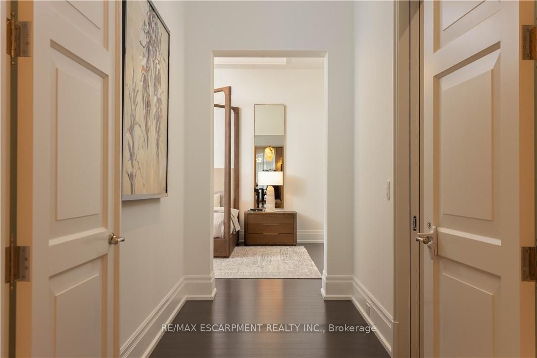 300 Randall Street Ph1 Property Photo 25