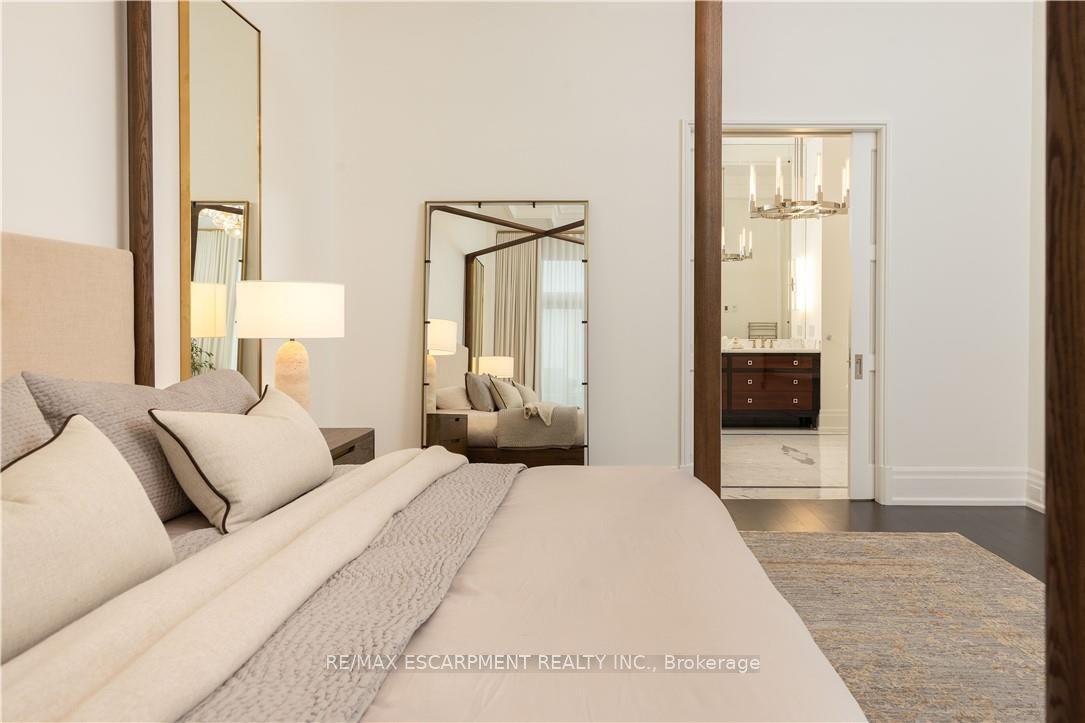 300 Randall Street Ph1 Property Photo 28