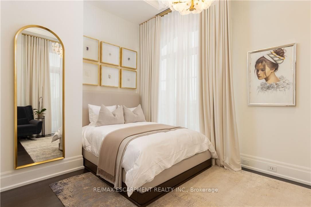 300 Randall Street Ph1 Property Photo 33