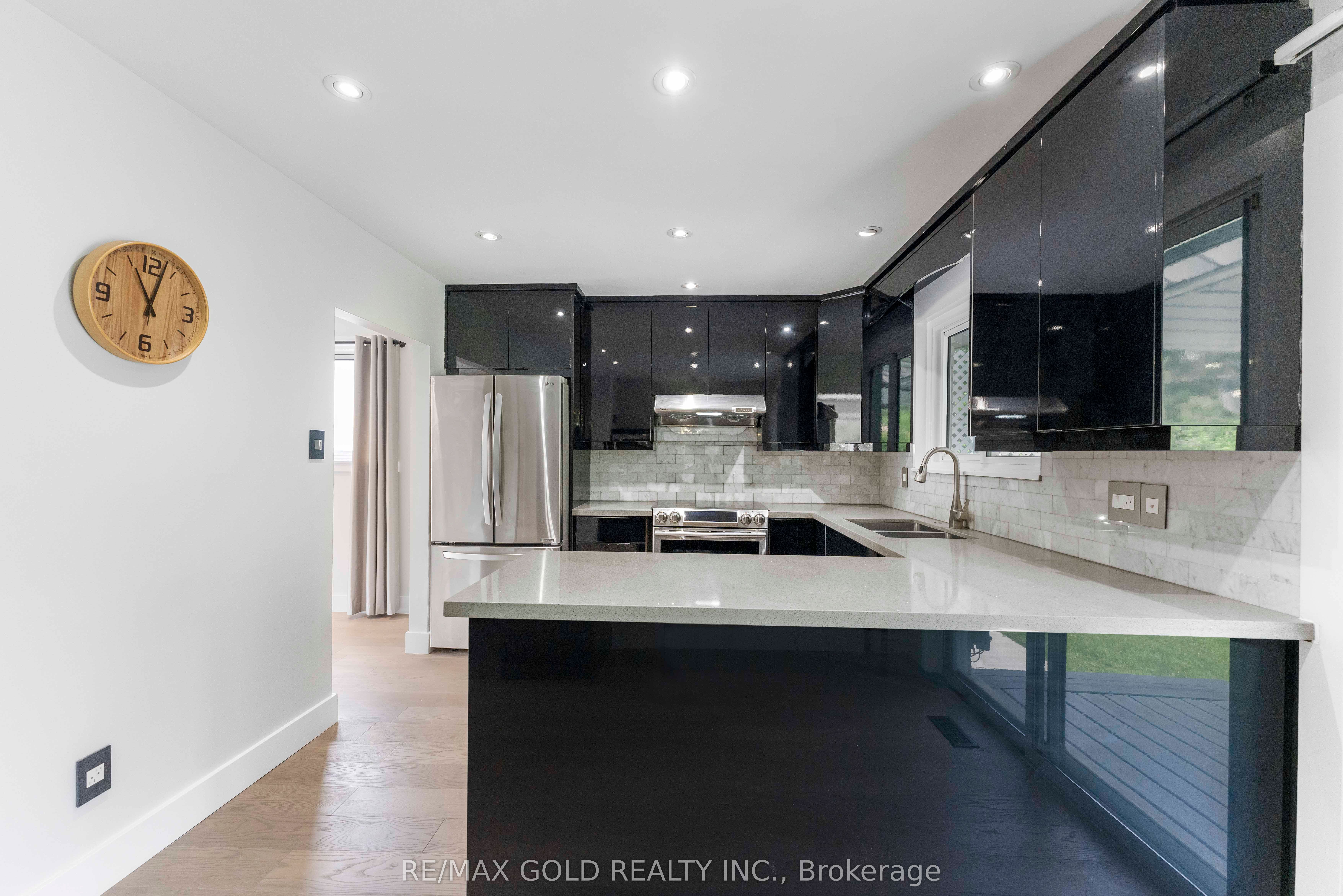 41 Brookland Drive Property Photo 6
