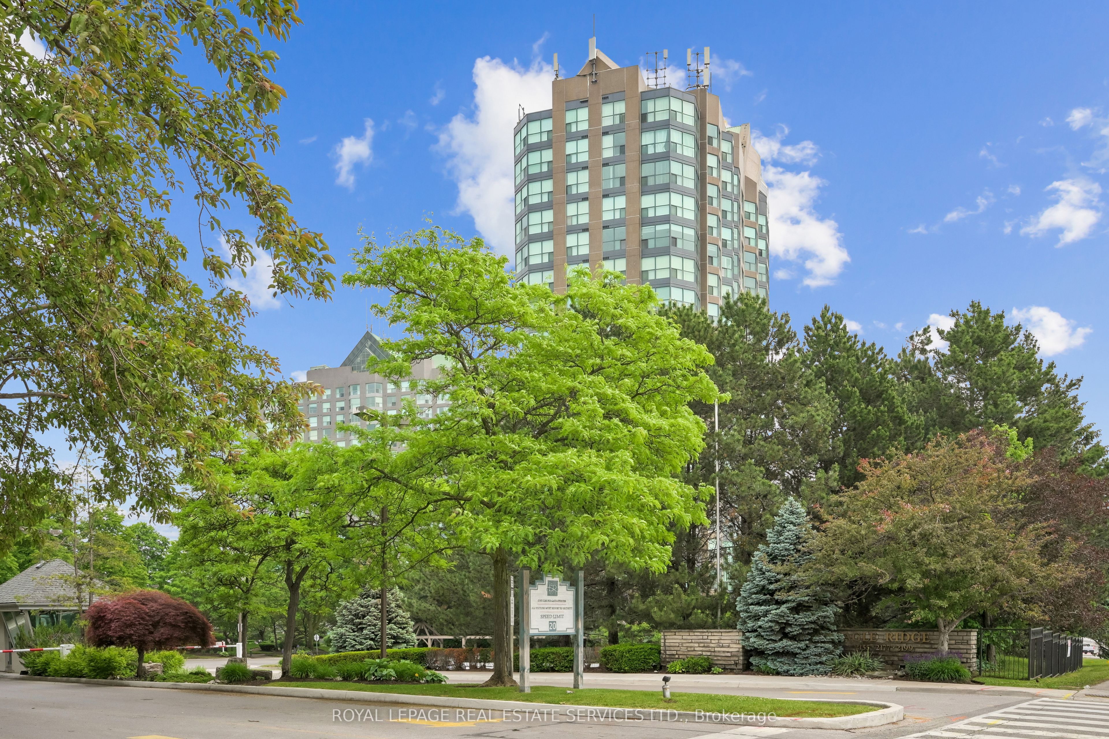 2155 Burnhamthorpe Road 1211