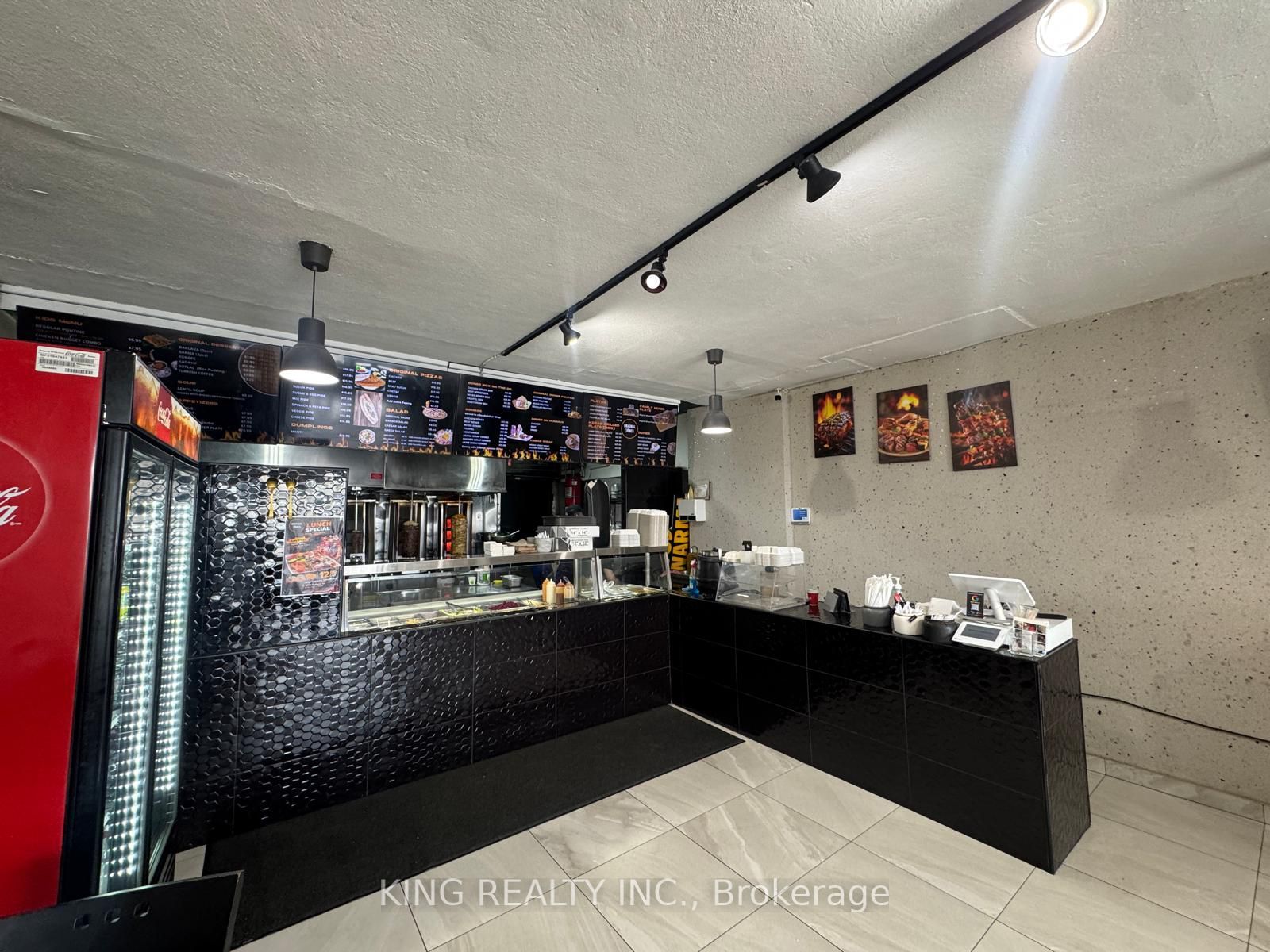 3277 Dufferin Street Property Photo 1