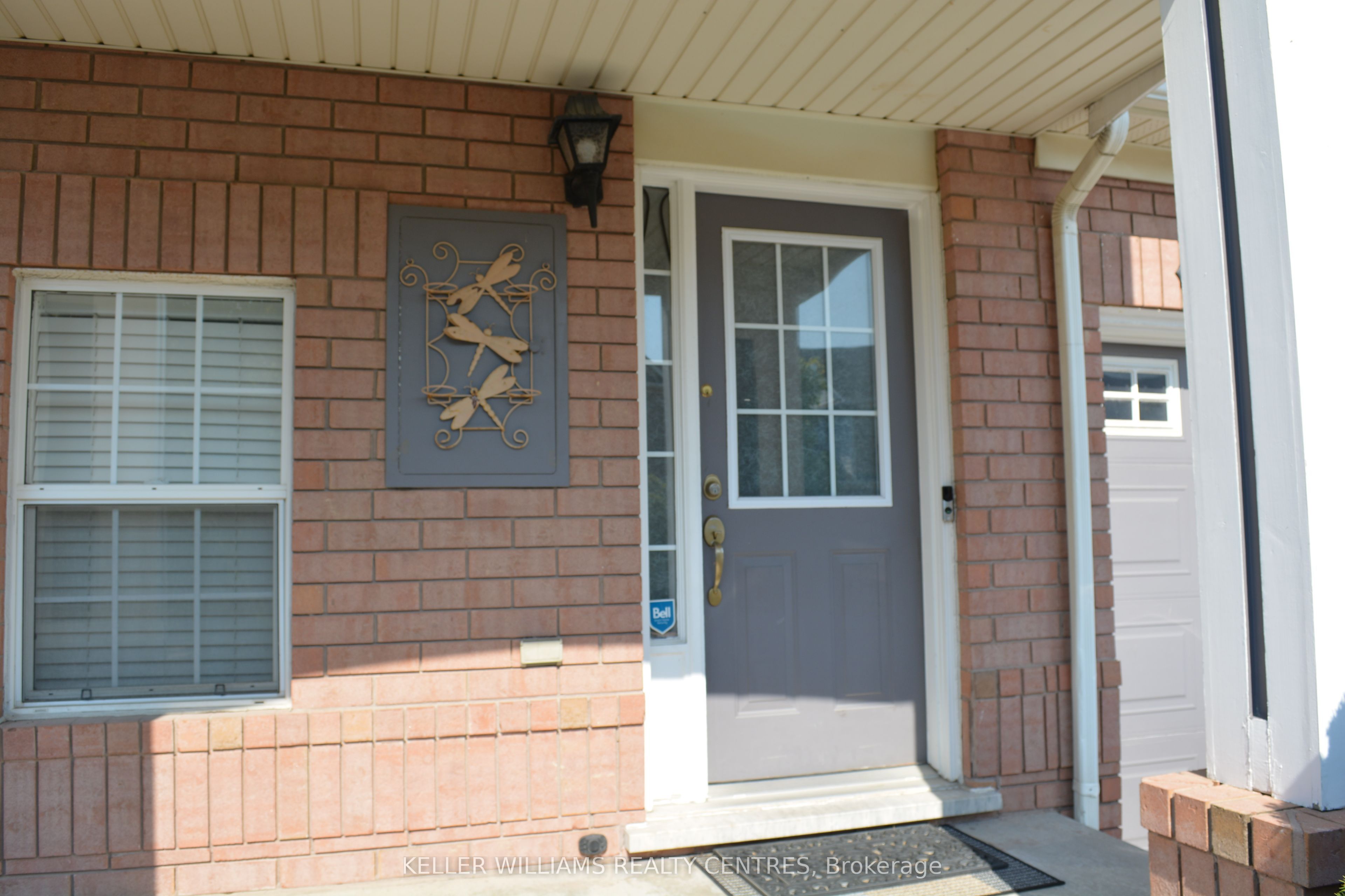 1681 Stover Crescent Property Photo 5