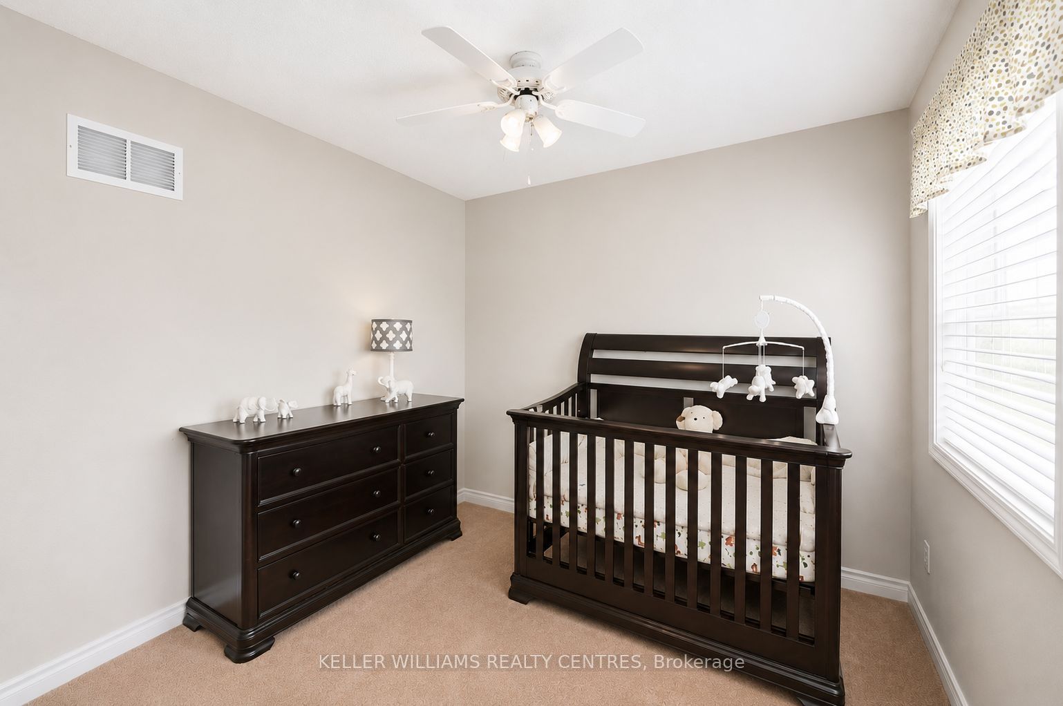 1681 Stover Crescent Property Photo 13