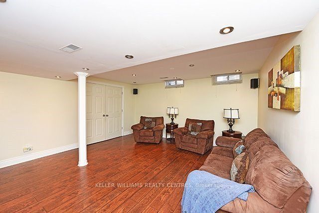 1681 Stover Crescent Property Photo 15