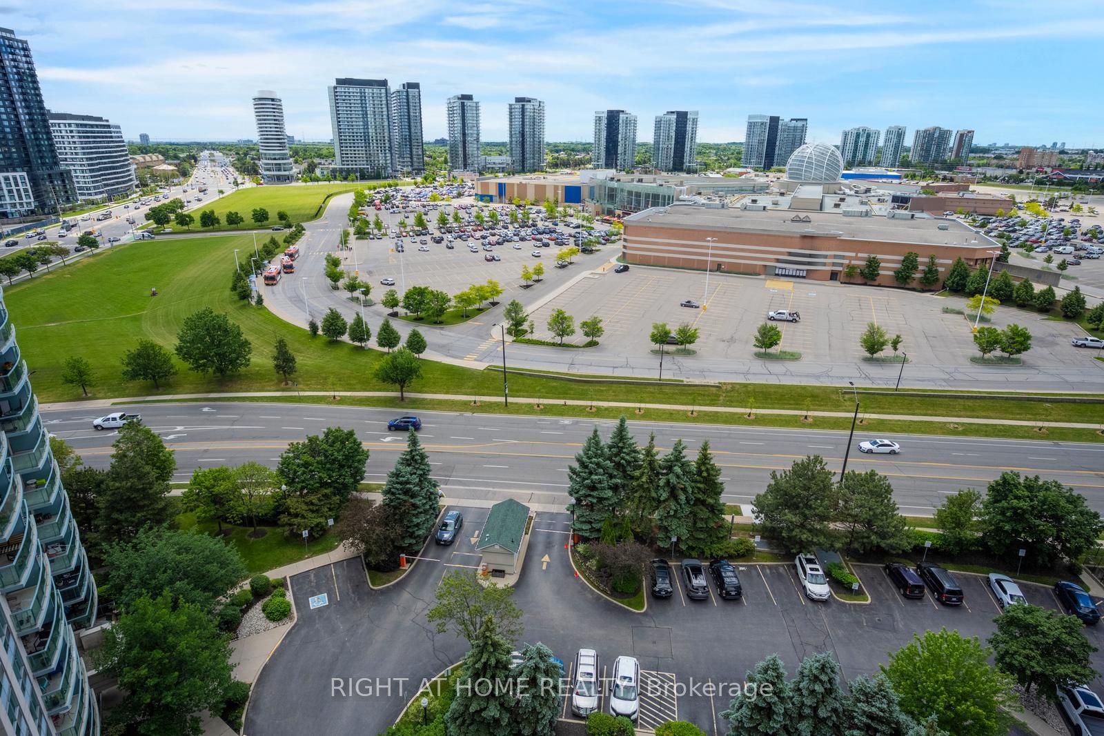 2565 Erin Centre Boulevard 1509 Property Photo 23