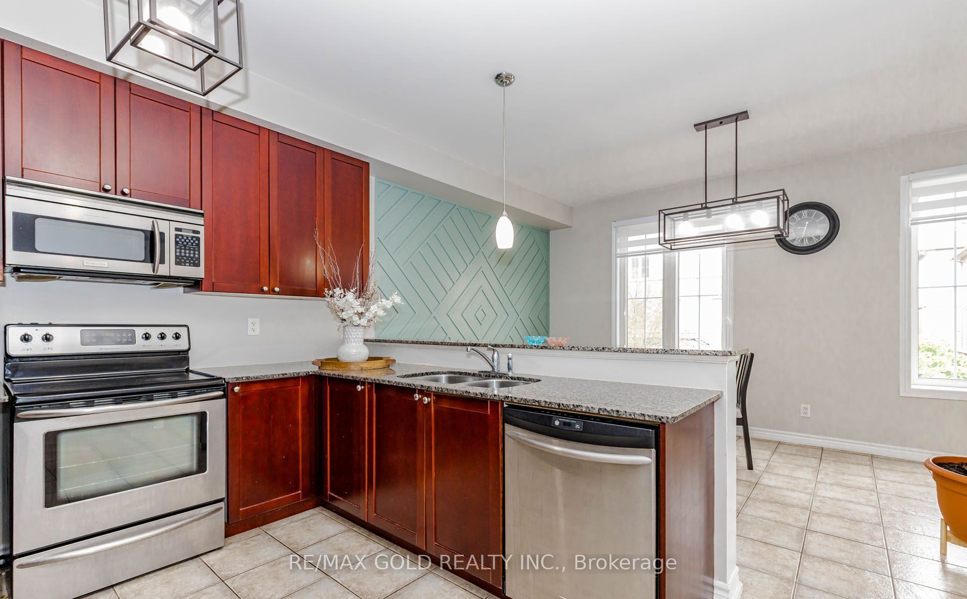 12 Cailiff Street Property Photo 17