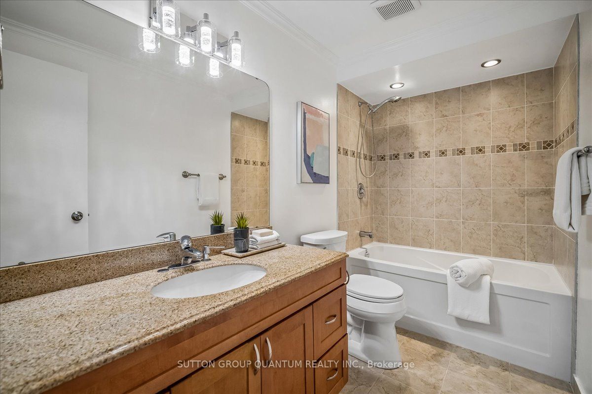 1023 Runnymead Crescent Property Photo 22